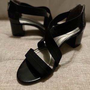 Bandolino heels size 7.5 very comfortable